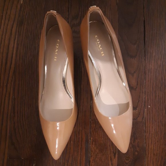 Coach Shoes - Coach tan/Beige Patent Pump Size 7